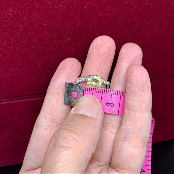 Sterling Silver Diamond Simulant Ring - Picture 15 of 17